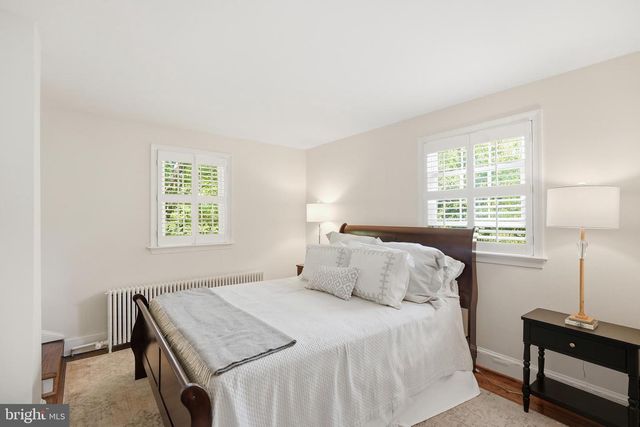 8504 LYNWOOD PL, Chevy Chase, MD 20815