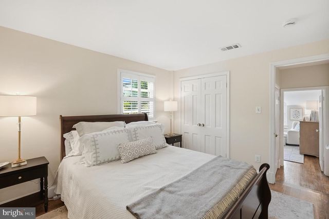 8504 LYNWOOD PL, Chevy Chase, MD 20815