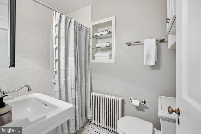 8504 LYNWOOD PL, Chevy Chase, MD 20815