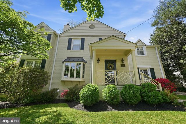 8504 LYNWOOD PL, Chevy Chase, MD 20815