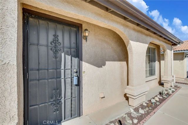 15920 Foxwood, Victorville, CA 92395