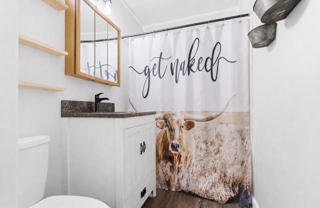 2901 New York Street, Lake Station, IN 46405