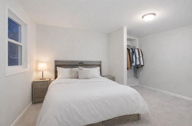 2901 New York Street, Lake Station, IN 46405