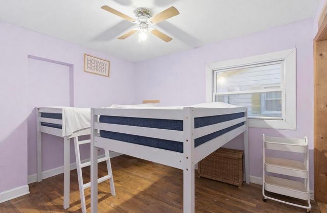 2901 New York Street, Lake Station, IN 46405