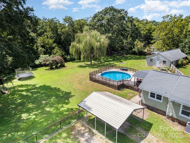 811 Cleveland Avenue, Grover, NC 28073