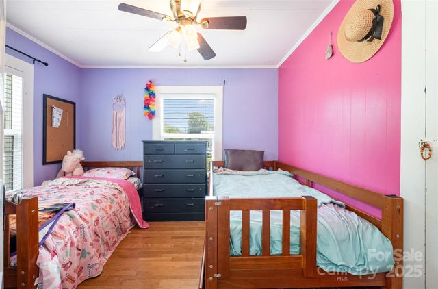 811 Cleveland Avenue, Grover, NC 28073