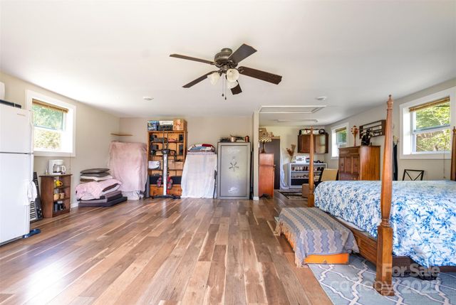 811 Cleveland Avenue, Grover, NC 28073