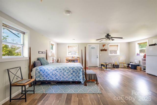 811 Cleveland Avenue, Grover, NC 28073