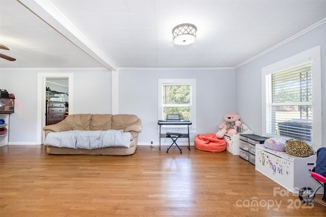811 Cleveland Avenue, Grover, NC 28073