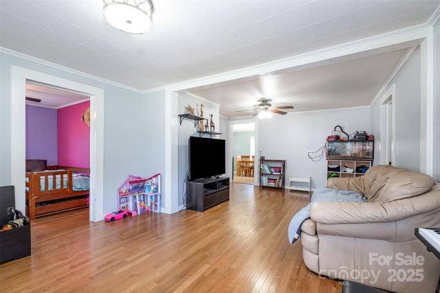 811 Cleveland Avenue, Grover, NC 28073