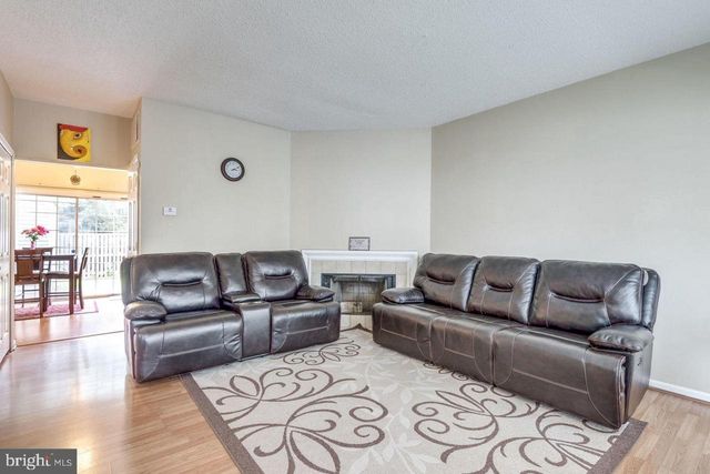 3018 MCMASTER CT, Herndon, VA 20171