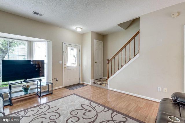 3018 MCMASTER CT, Herndon, VA 20171
