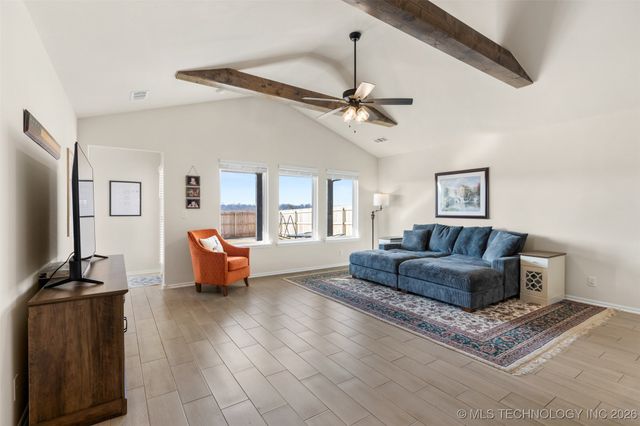 8986 E 163rd Street S, Bixby, OK 74008