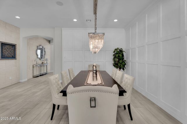 2351 E CHERRYWOOD Place, Chandler, AZ 85249