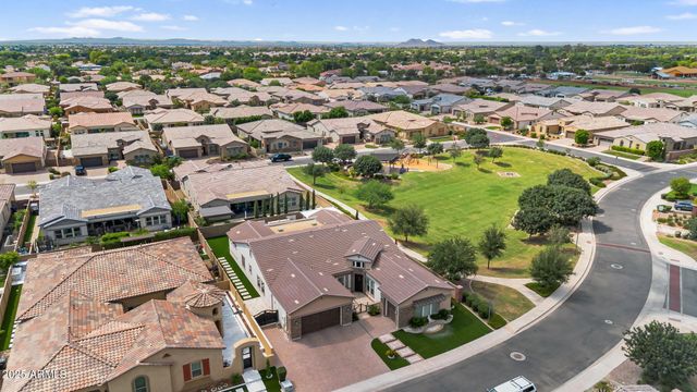 2351 E CHERRYWOOD Place, Chandler, AZ 85249