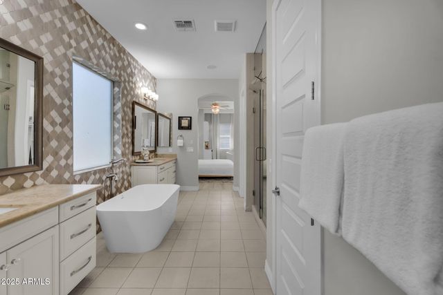 2351 E CHERRYWOOD Place, Chandler, AZ 85249