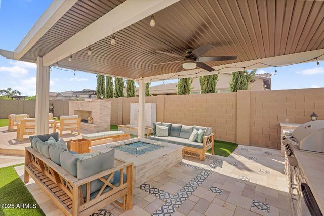 2351 E CHERRYWOOD Place, Chandler, AZ 85249