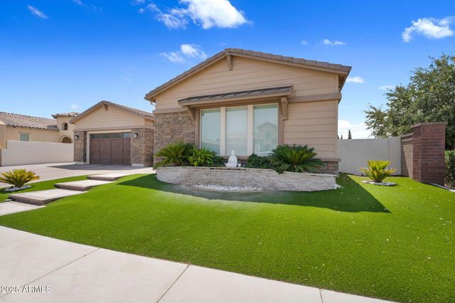 2351 E CHERRYWOOD Place, Chandler, AZ 85249