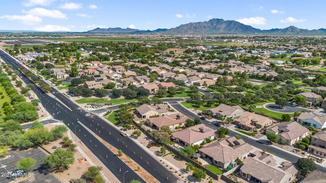 2351 E CHERRYWOOD Place, Chandler, AZ 85249