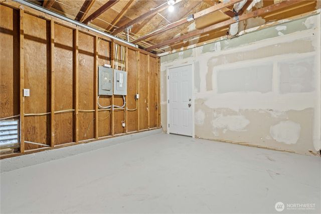 10405 13th Avenue Ct S, Tacoma, WA 98444