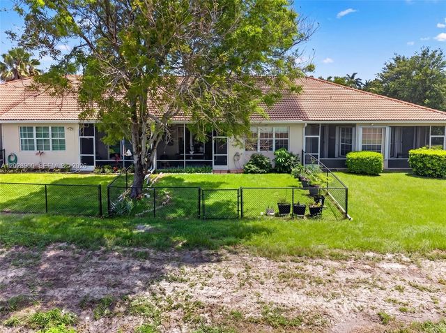 2411 SW Aragon Blvd 2, Sunrise, FL 33322