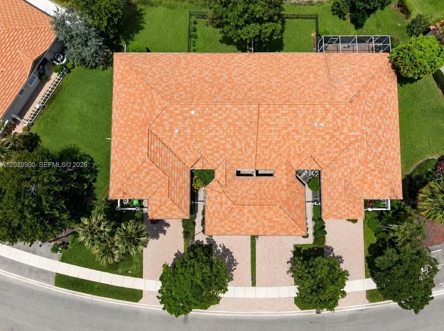 2411 SW Aragon Blvd 2, Sunrise, FL 33322