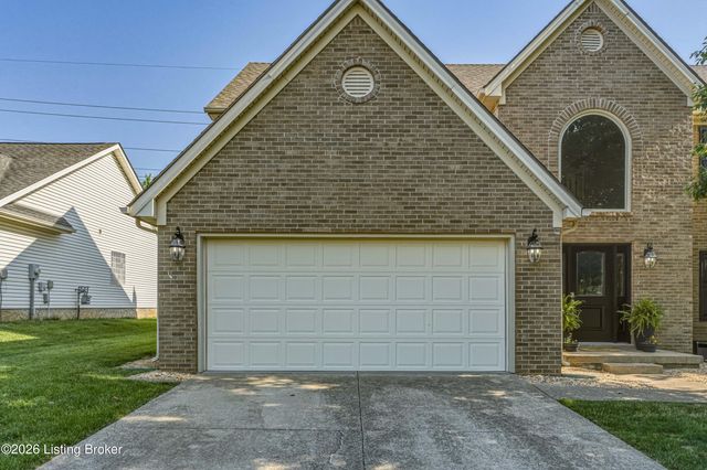 8305 Adams Run Rd, Louisville, KY 40228