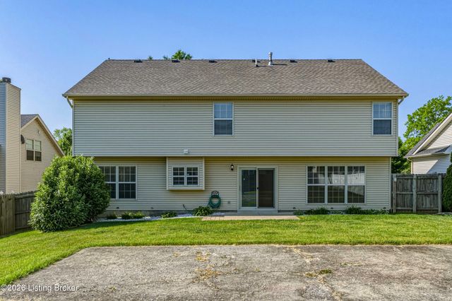 8305 Adams Run Rd, Louisville, KY 40228