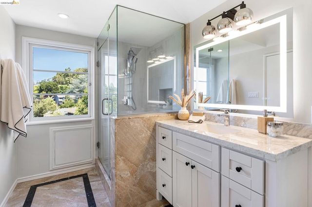 110 Somerset Rd, Piedmont, CA 94611