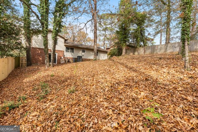 108 Woodsdale Drive, Warner Robins, GA 31088