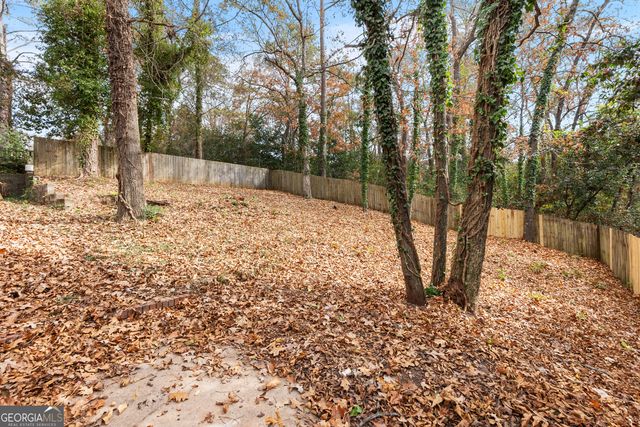 108 Woodsdale Drive, Warner Robins, GA 31088