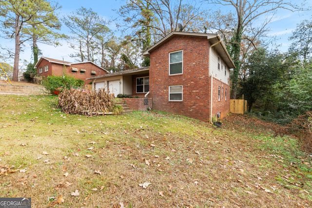 108 Woodsdale Drive, Warner Robins, GA 31088