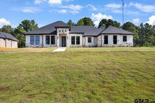 12328 Oak Grove Dr., Lindale, TX 75706