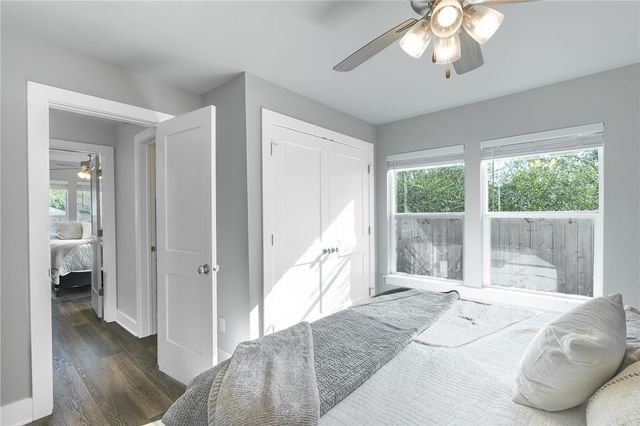 1015 East 27th Street, Bryan, TX 77803