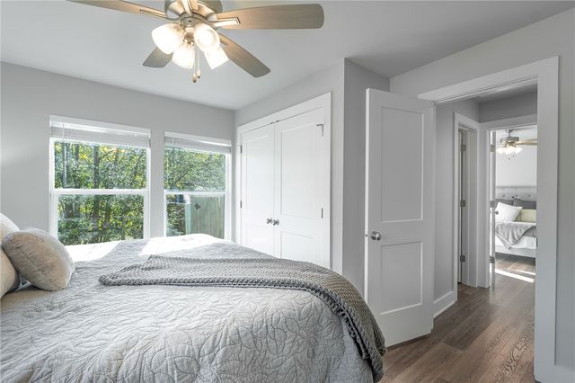 1015 East 27th Street, Bryan, TX 77803