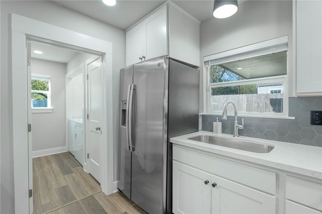 1015 East 27th Street, Bryan, TX 77803