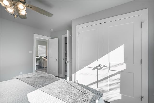 1015 East 27th Street, Bryan, TX 77803