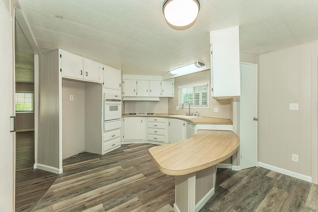 Image 14 of property listing at 371 Bethel Avenue # 74, Sanger, CA 93657