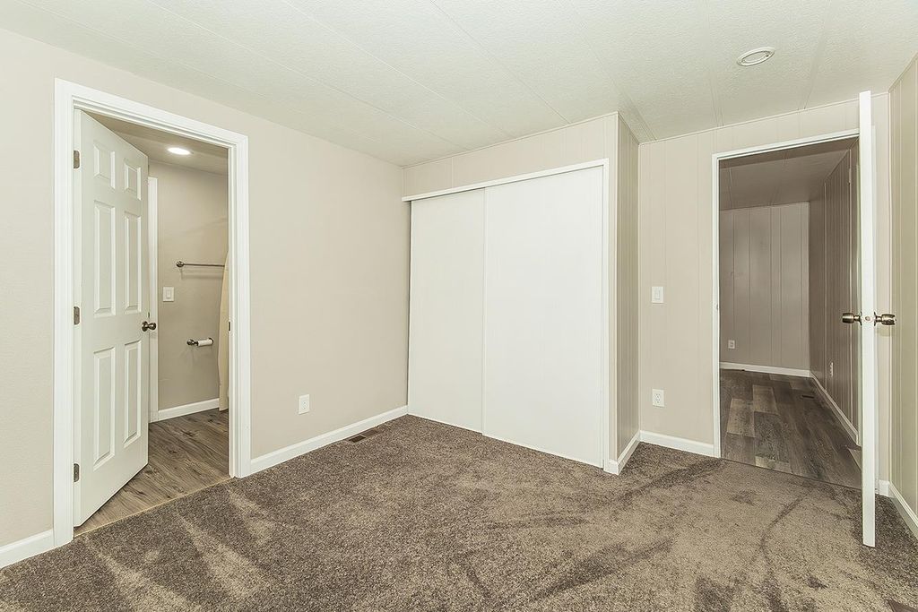 Image 28 of property listing at 371 Bethel Avenue # 74, Sanger, CA 93657