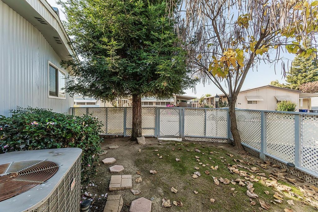 Image 32 of property listing at 371 Bethel Avenue # 74, Sanger, CA 93657