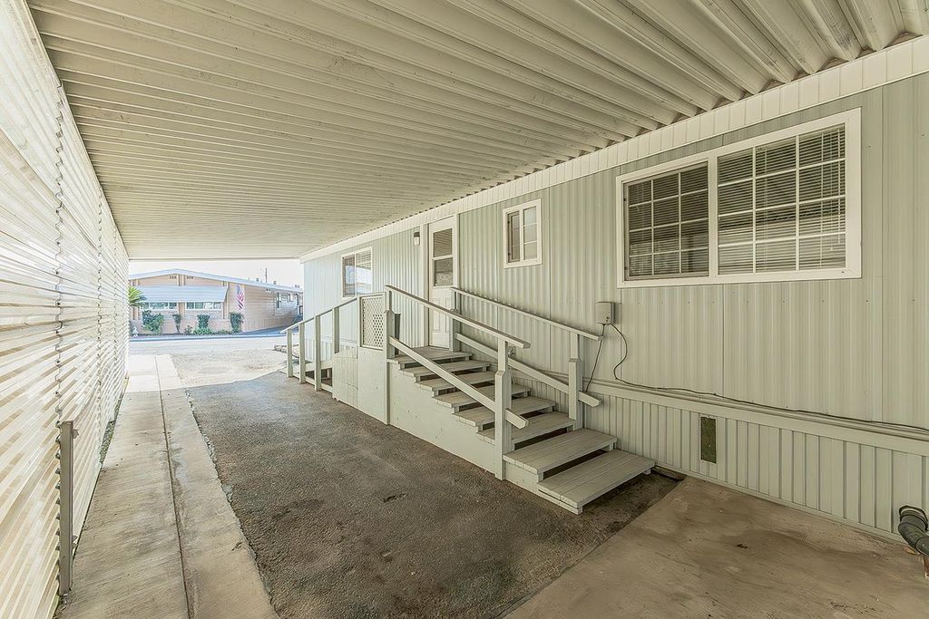 Image 38 of property listing at 371 Bethel Avenue # 74, Sanger, CA 93657