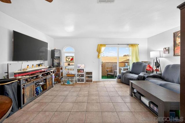 10810 Riderwood Ter C, Santee, CA 92071