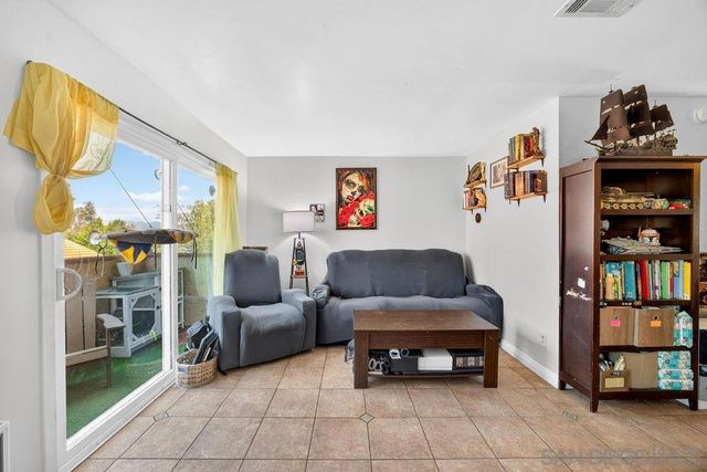 10810 Riderwood Ter C, Santee, CA 92071