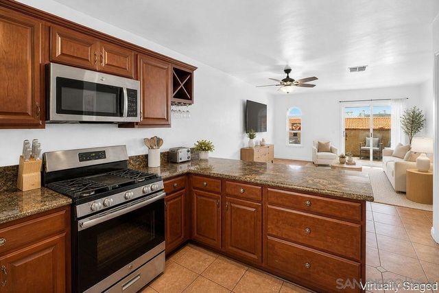 10810 Riderwood Ter C, Santee, CA 92071