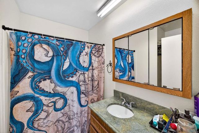 10810 Riderwood Ter C, Santee, CA 92071