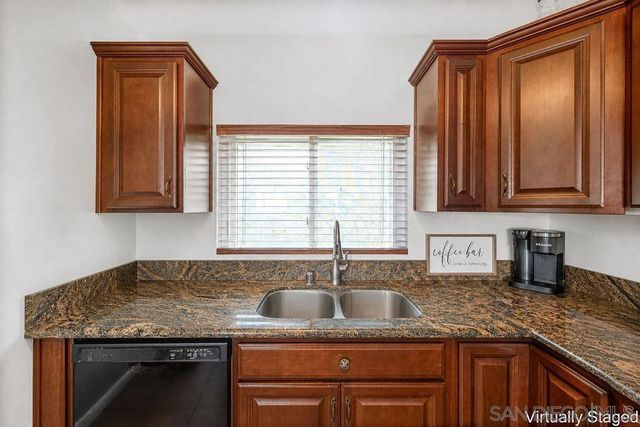 10810 Riderwood Ter C, Santee, CA 92071