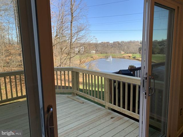 3384 GOVERNORS CREST CT, Alexandria, VA 22310