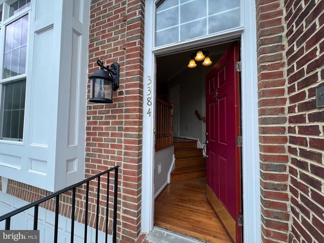 3384 GOVERNORS CREST CT, Alexandria, VA 22310