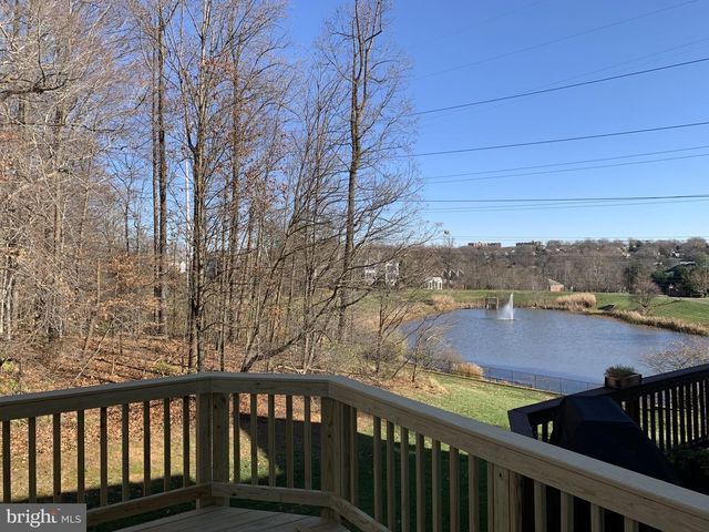 3384 GOVERNORS CREST CT, Alexandria, VA 22310