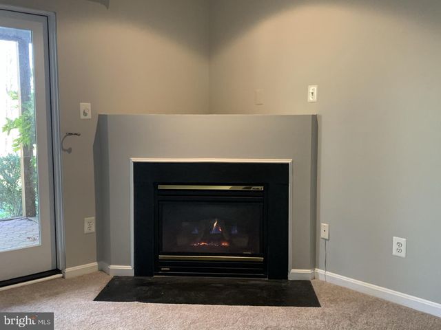 3384 GOVERNORS CREST CT, Alexandria, VA 22310